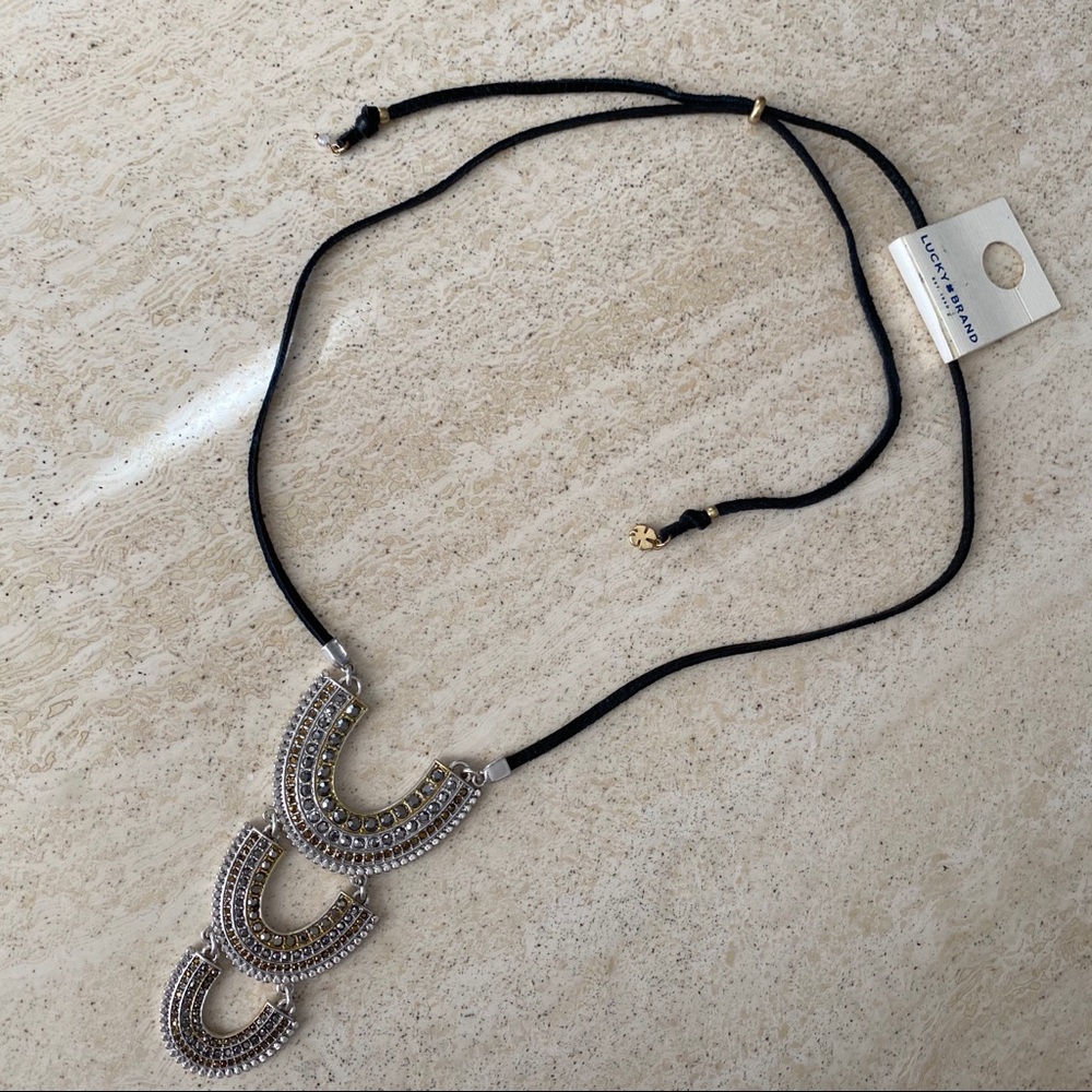 💫HOST PICK💫 NWT Lucky Brand Pave Leather Arch Pendant